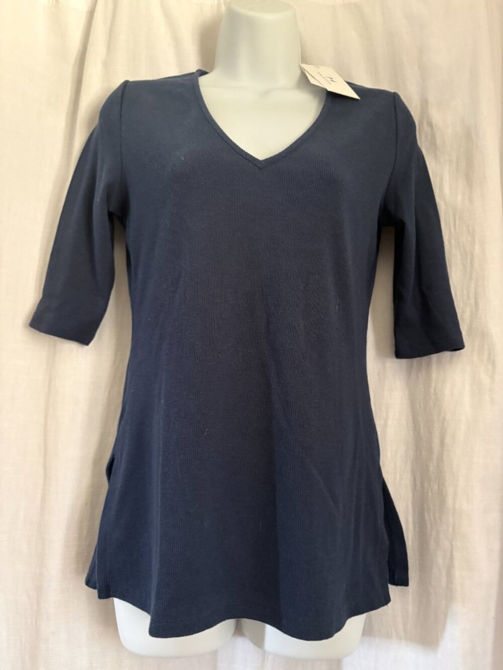 Halston Navy Blue V-neck Tee Shirt with Elbow Sleeves, NWT, Size SP